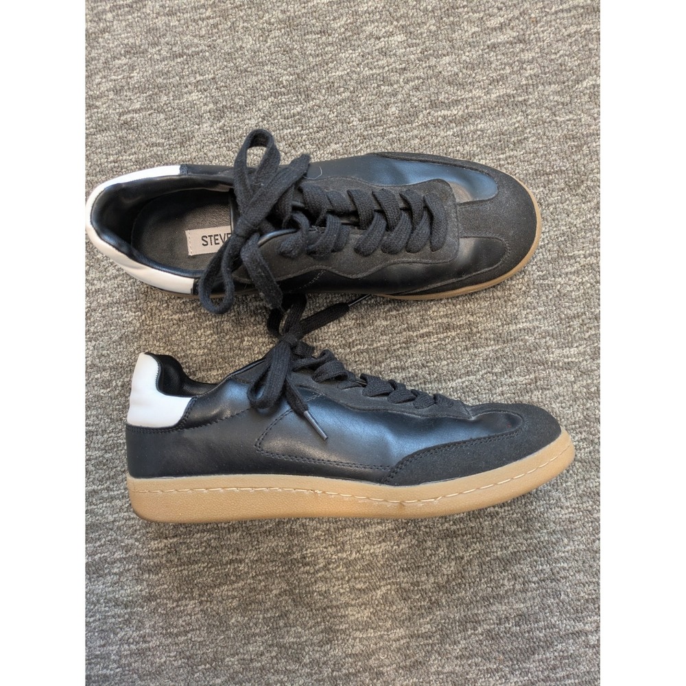 Steve Madden‎ Darwin Sneakers Women's 7 Black Gum Sole Low Top DARW01S1